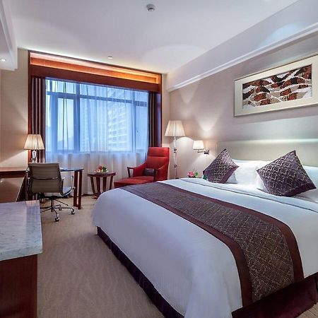 Wuhan Tianchimel Hotel Екстериор снимка