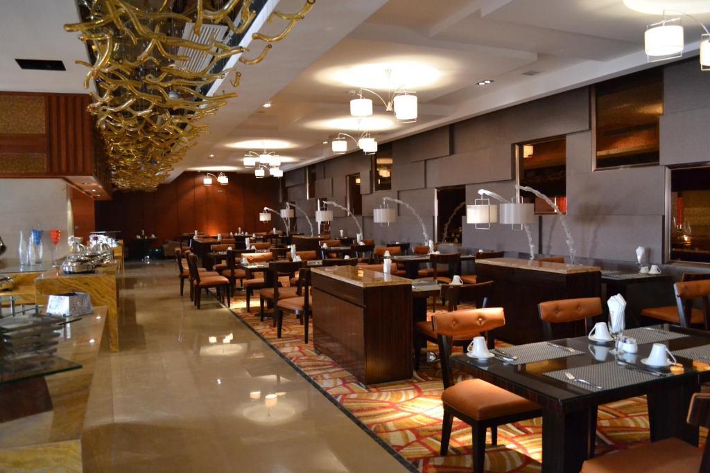 Wuhan Tianchimel Hotel Екстериор снимка