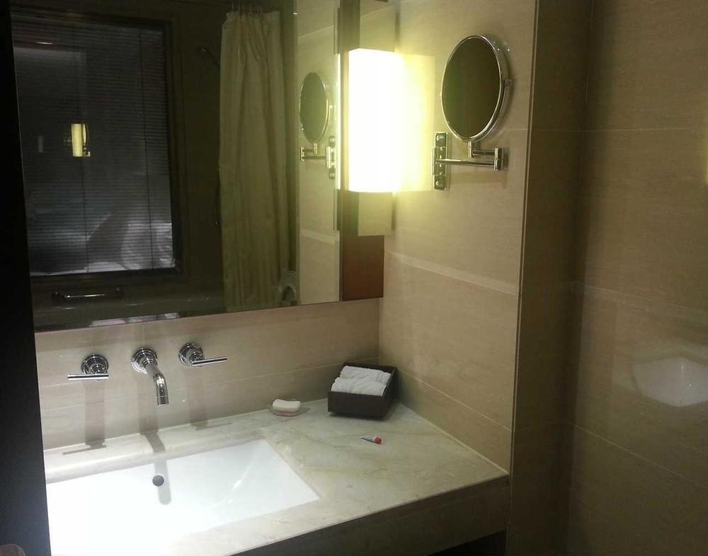 Wuhan Tianchimel Hotel Екстериор снимка