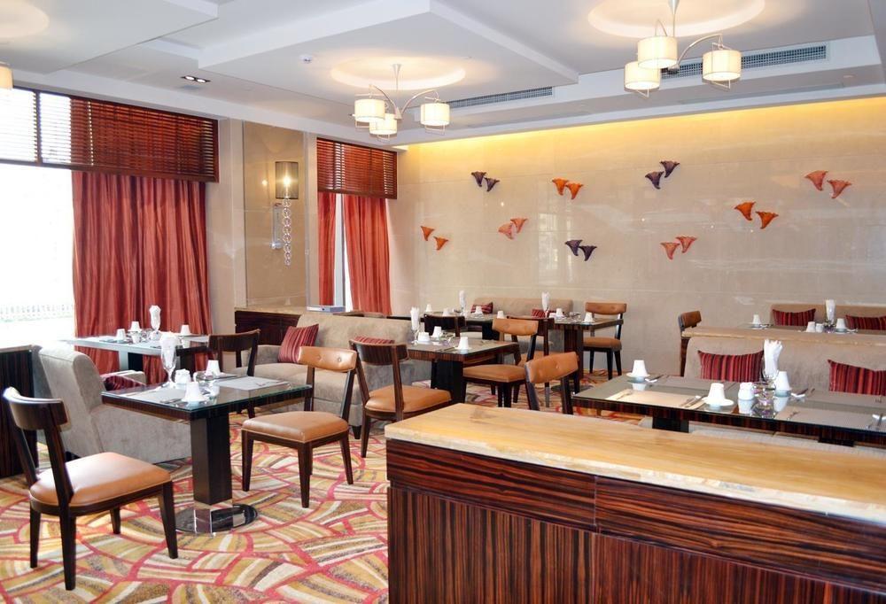 Wuhan Tianchimel Hotel Екстериор снимка