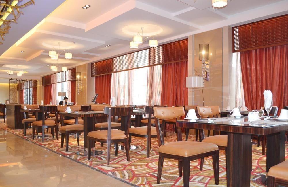 Wuhan Tianchimel Hotel Екстериор снимка