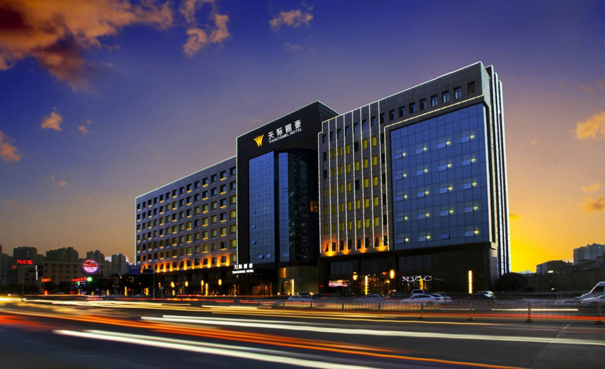 Wuhan Tianchimel Hotel Екстериор снимка